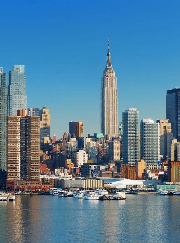 MANHATTAN SKYLINE